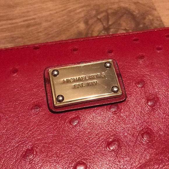 Michael Kors Wristlet - Picture 3 of 3